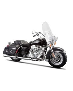 Model 2013 Harley Davidson FLHRC